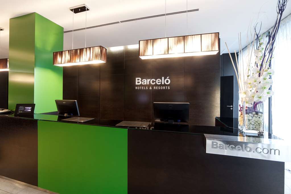 Occidental Praha Five Hotel Dalaman gambar